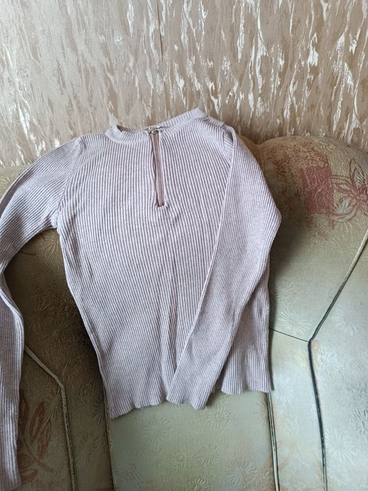 новые джемпера 40-42 размера