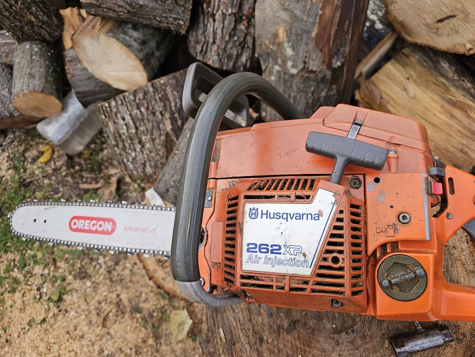Vând Husqvarna 262 XP