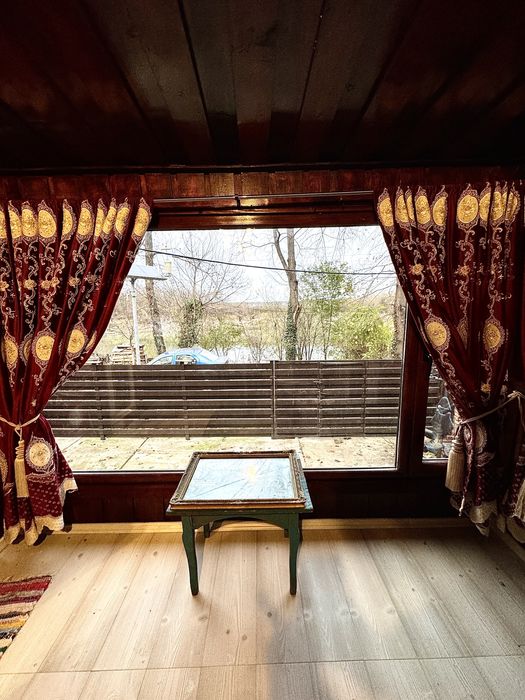 Casa de vanzare trei insule ( posibilitate rata la proprietar  )