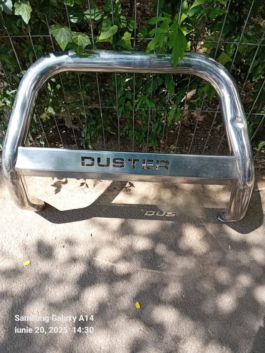 Vând bulbar Duster inox cu suporti omologat Germania