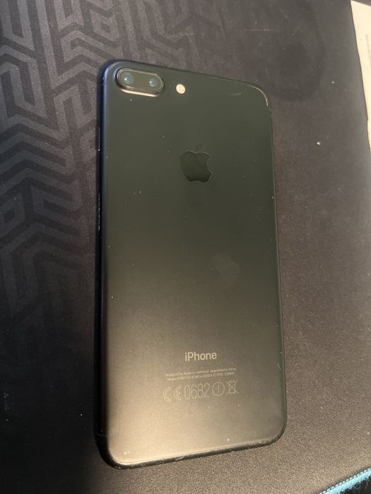 Iphone 7 plus + 128gb заключен icloud за части