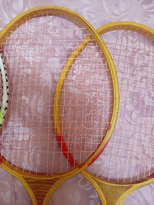 Продам две пары ракеток