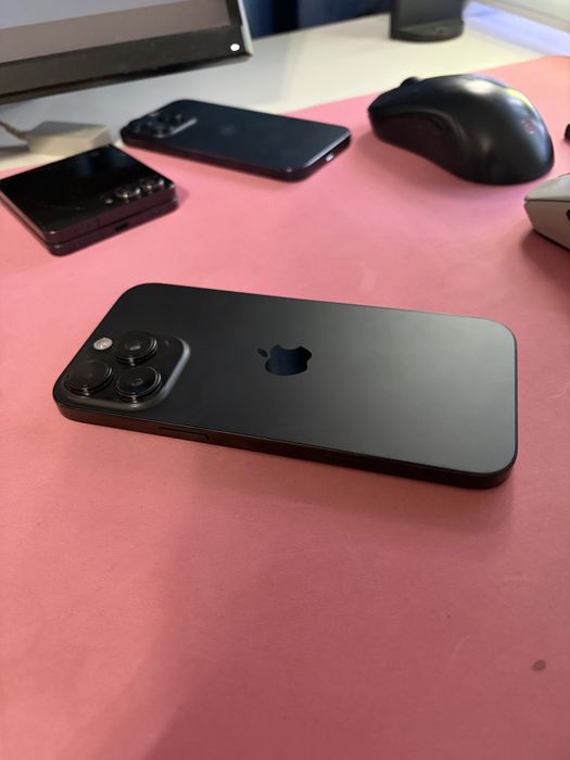 iPhone 16 Pro Max 256 GB 90%