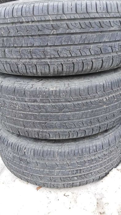 Продам шины 215/55R18