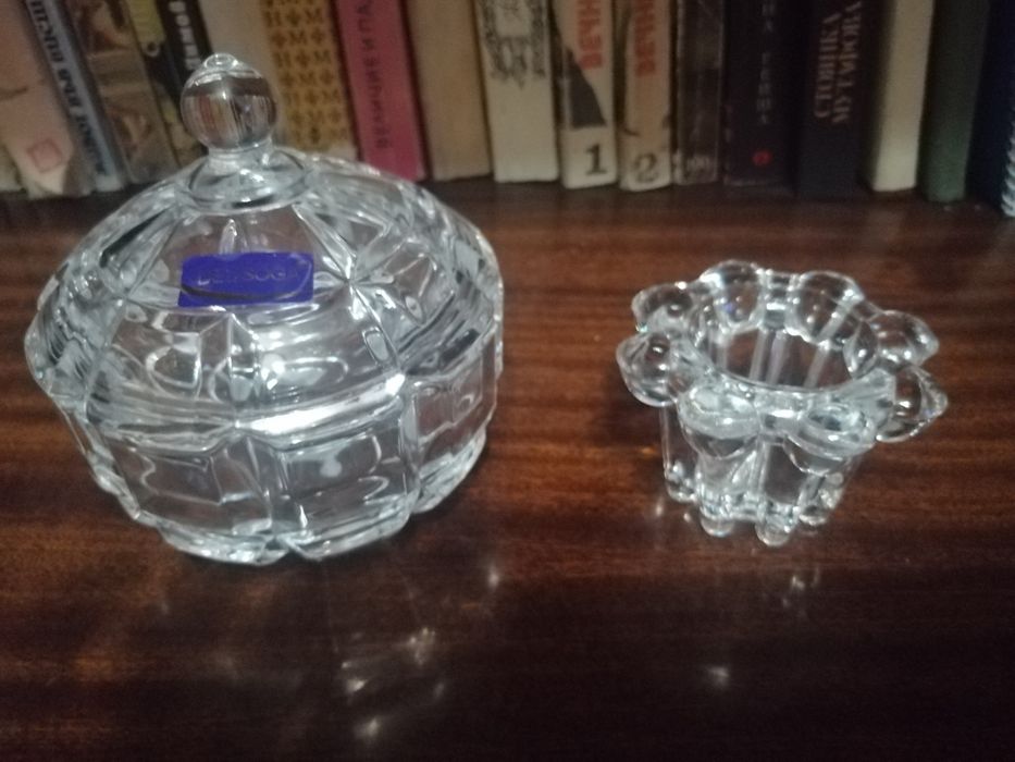 Кристална бонбониера и свещник