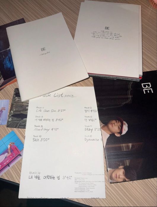 Album Bts BE Deluxe