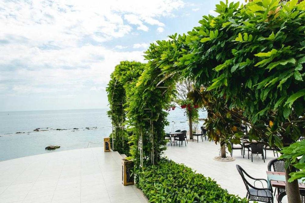 Дава се под наем Двустаен апартамент в Варна, Младост 1 - 100 кв.м за 827.73 € - Снимка #3