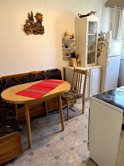 Апартамент под наем Apartment for rent