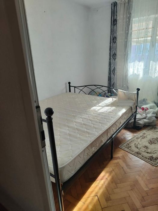 Vând apartament 3 camere