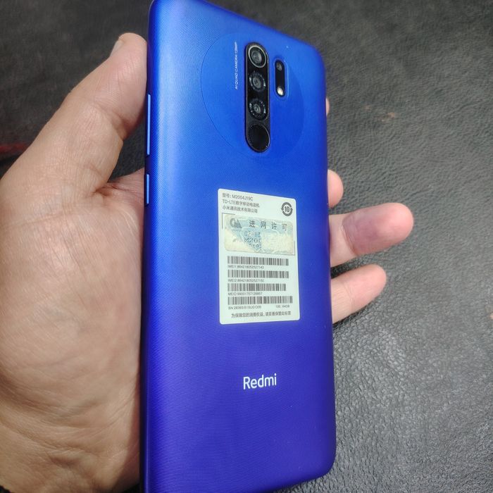 Redmi 9 4/64gb ideal holatda