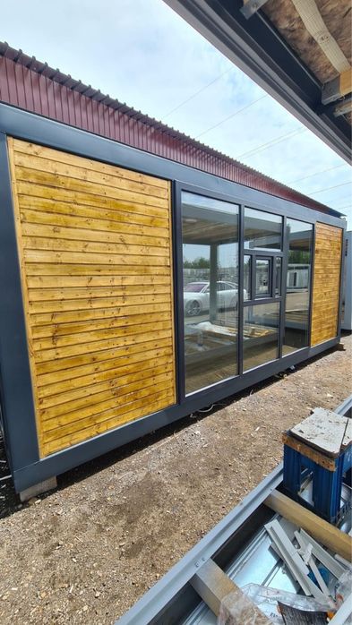 Case modulare pe structura metalica