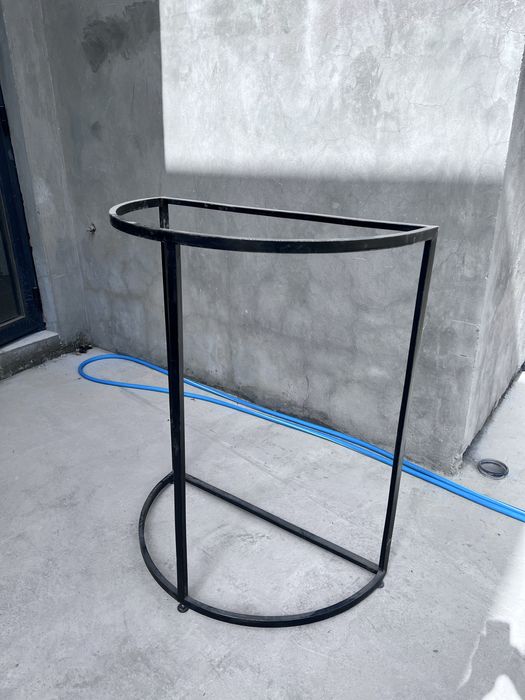 Кийим дукон учун маникен ва стол темир вешелкалар