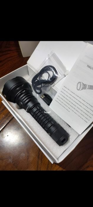 superlanterna vanatoare pescuit bate 1km