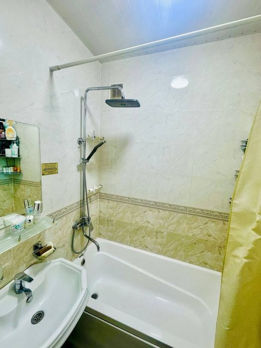 Yunusobod 17 kv 2/1/5