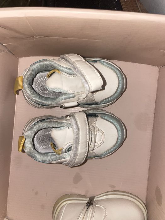 Продам детские обуви