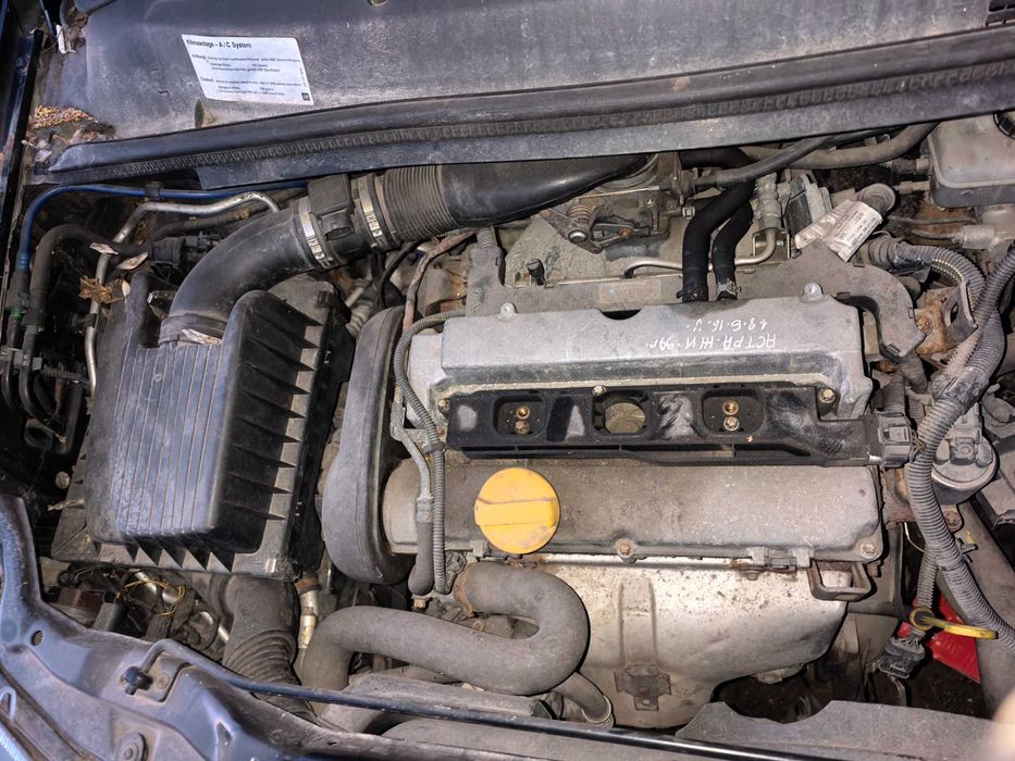 Опел Зафира А, Безин, на Части!