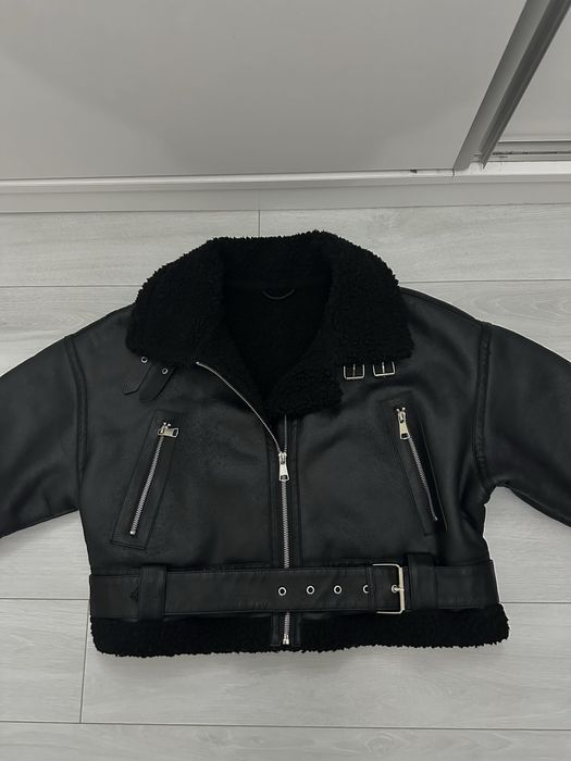 Дамско яке размер Л