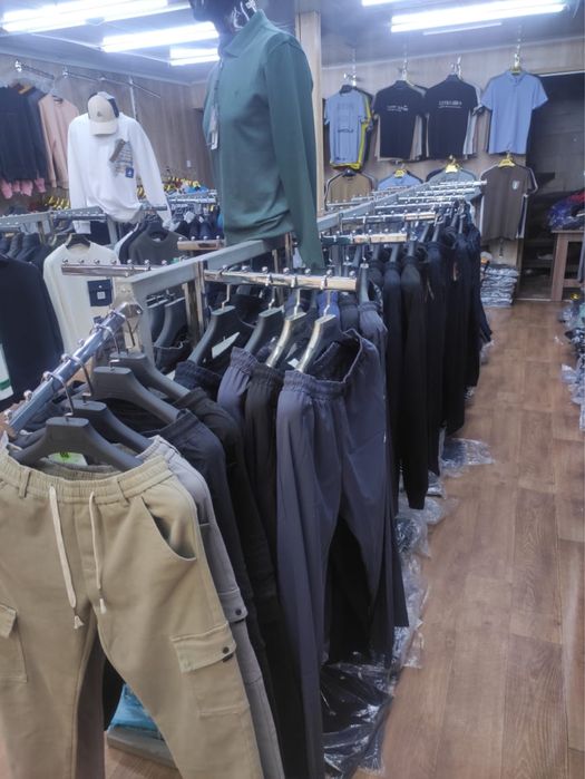 Продам вешалку стойку бу