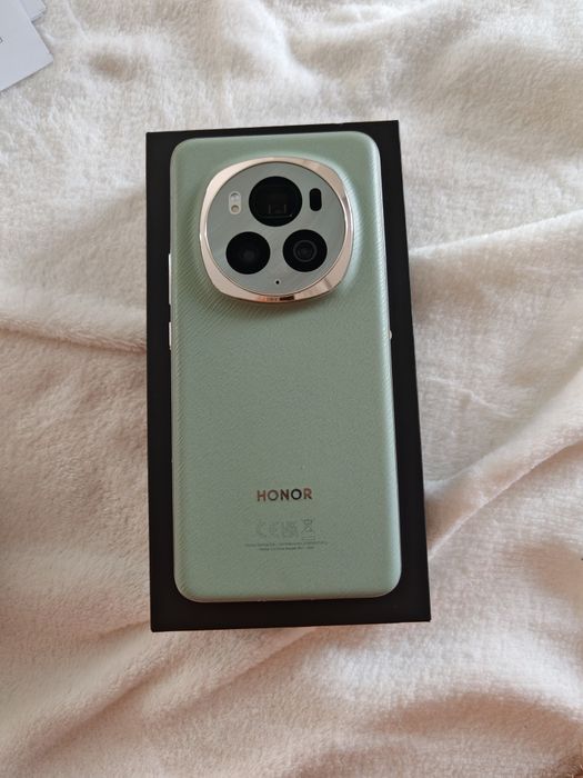 Vând Honor magic 6 pro + garanție Emag
