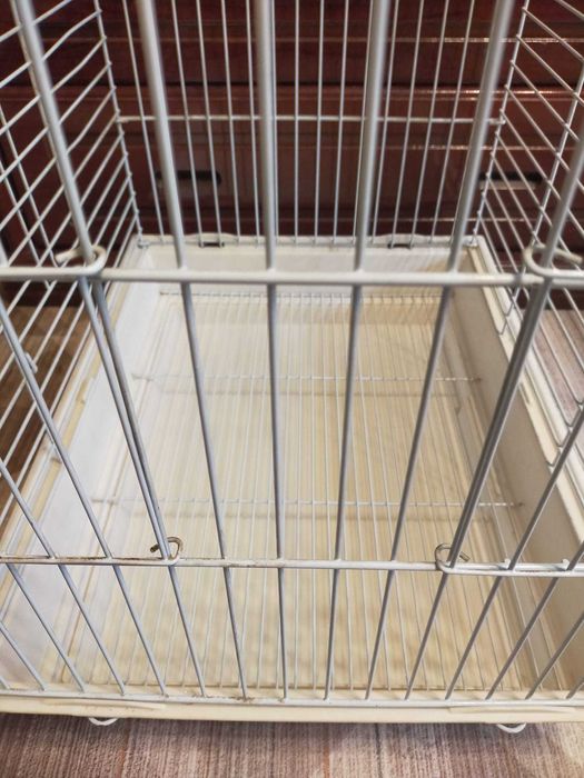 Клетка для попугаев