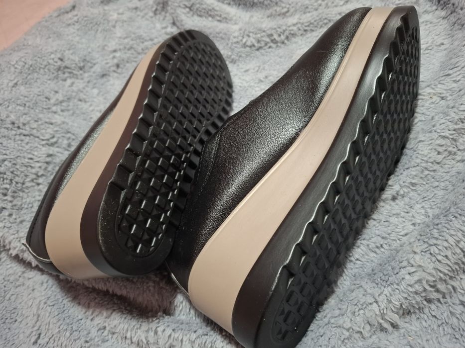 Нови дамски обувки