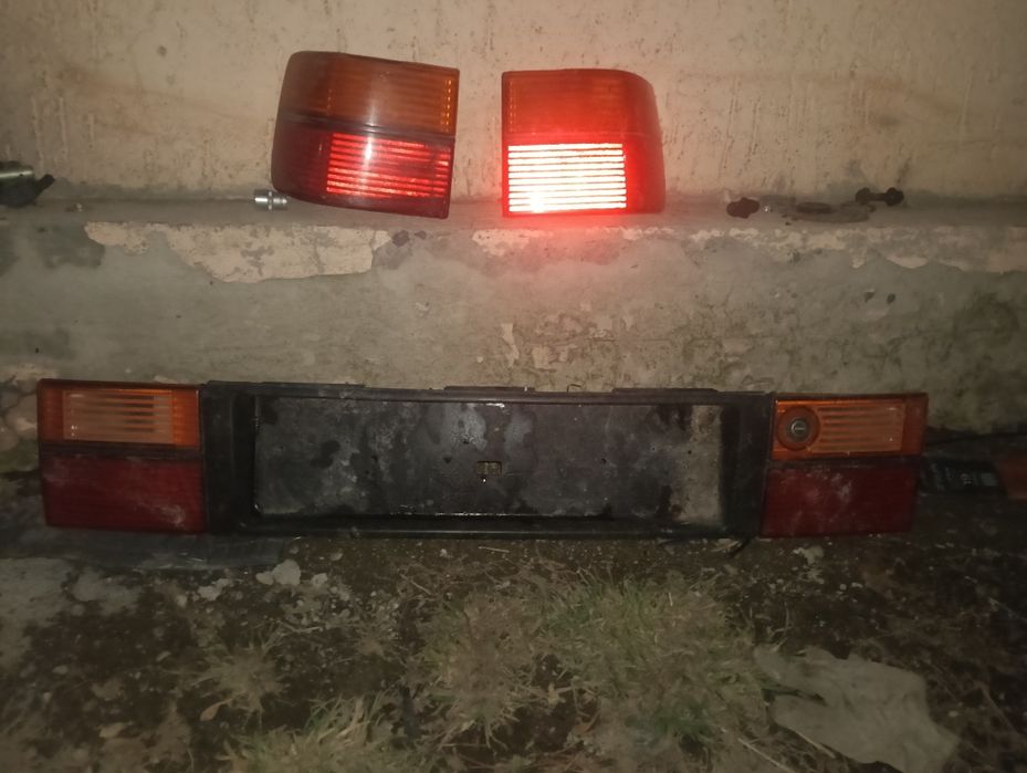 Продам задние фонари Венто
