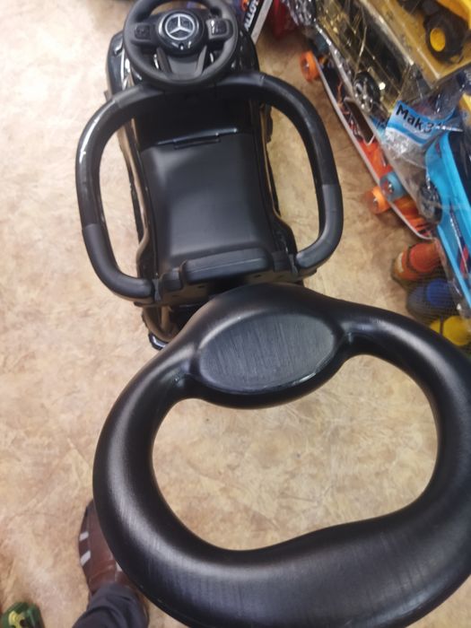 Талакар с родительской ручкой, Мерседес