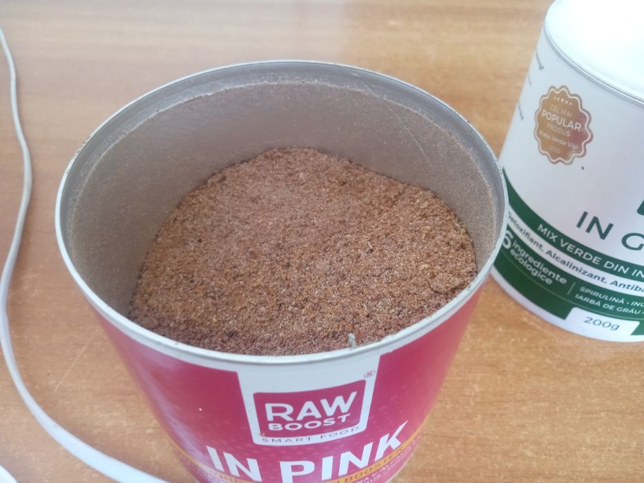 Vand pudra In Pink și InGreen