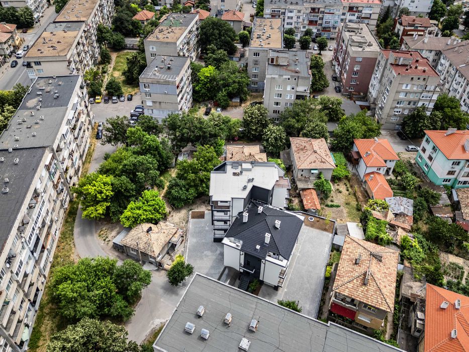 Продава се Тристаен апартамент в Търговище, Боровец - 146 кв.м за 886 €/кв.м - Снимка #9