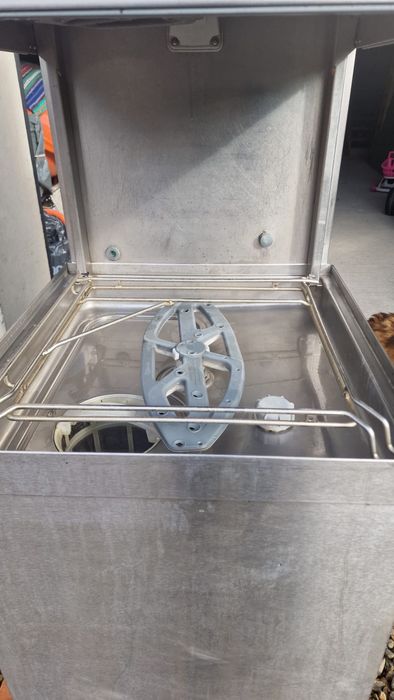 Masina de spalat vase whintherland