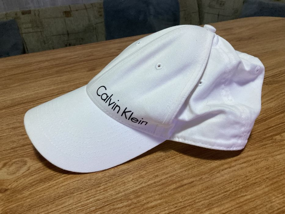 Оригинална шапка Calvin Klein