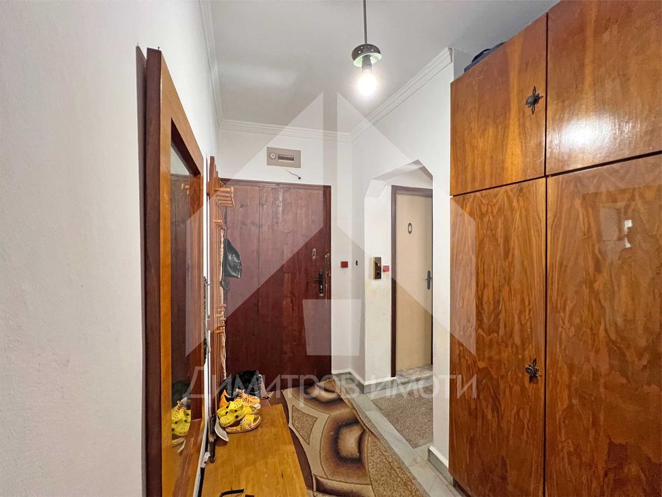 Продава се Четиристаен апартамент в Нови пазар - 94 кв.м за 798 €/кв.м - Снимка #19