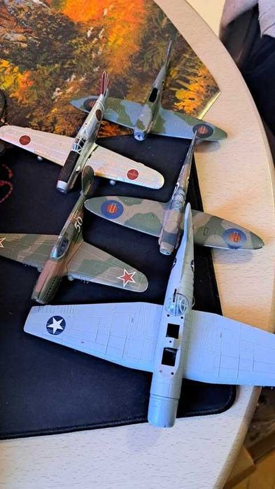 Machete / jucarii vechi