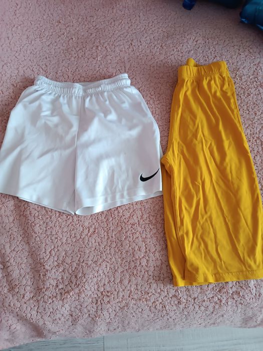 Сет тениски+ подарък