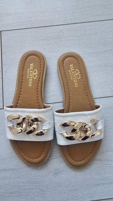 Valentino нови чехли