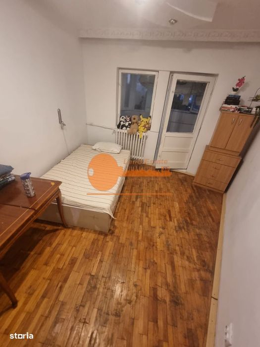 Apartament cu 3 camere in zona Crangasi