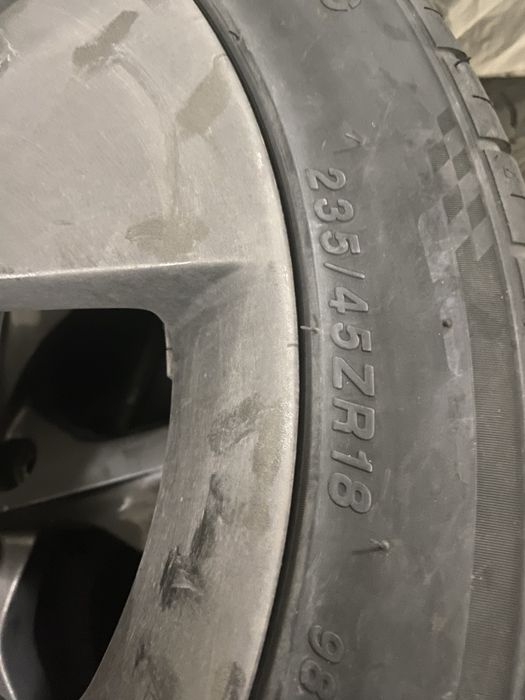 Срочно продам оригинальные диски с резиной