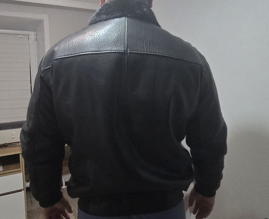 Продам натуральная мужская дубленка
