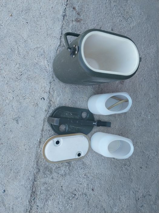 Продам термос.  Новый.