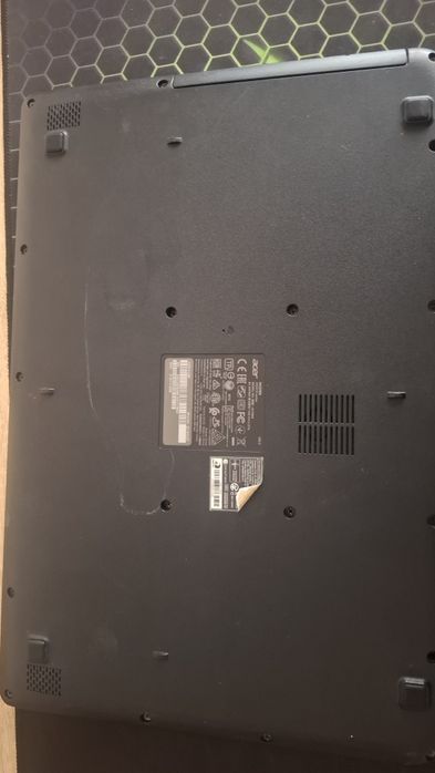 Acer noutbook sotiladi, 1.5mln