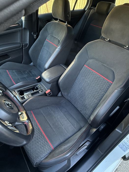 Volkswagen Golf 7,5 Gti Performance