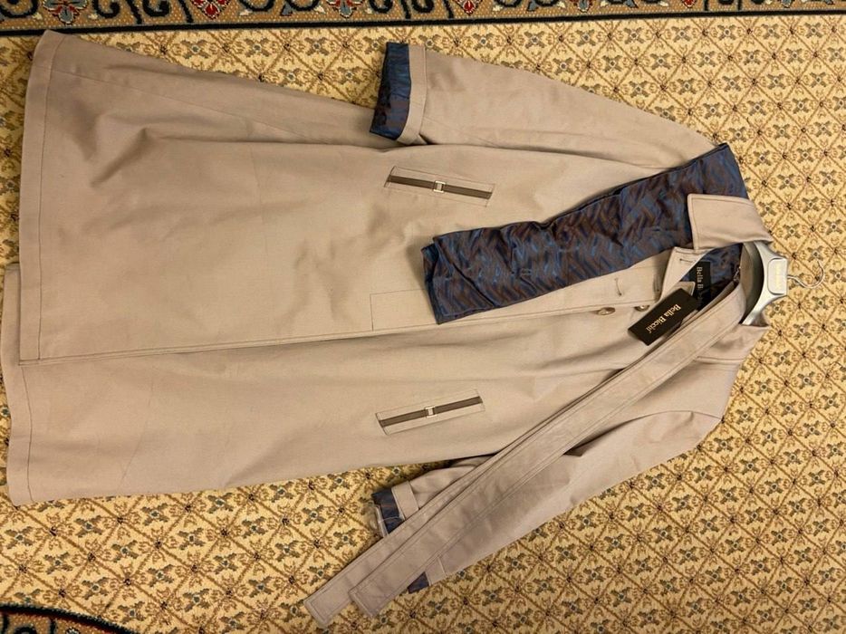 Плащ-тренч. 54-56 размер.