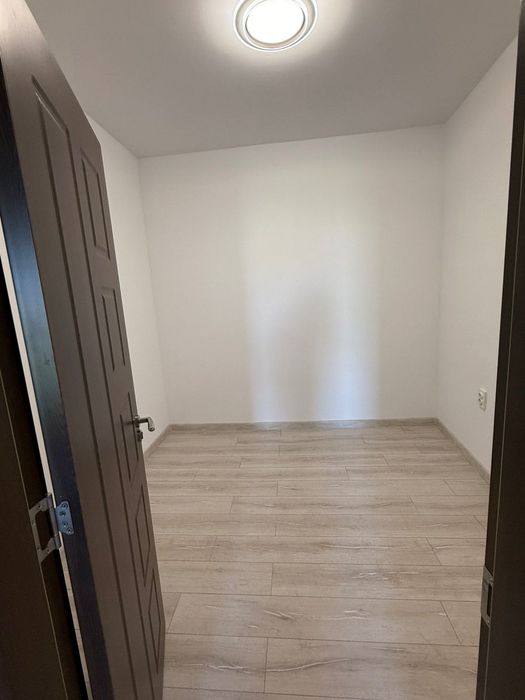 Дава се под наем Офис в Велико Търново, Акация - 160 кв.м за 1300 € - Снимка #6