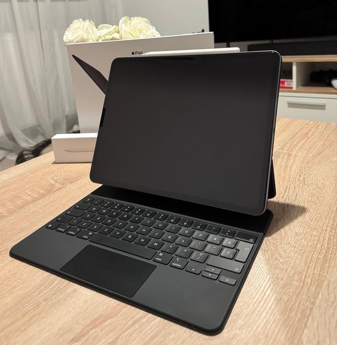 Ipad Pro 12.9 (gen 3) + Magic Keyboard + Apple pencil 2-pachet complet