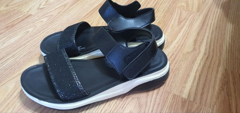 Босоножки сандалии на девочку 36