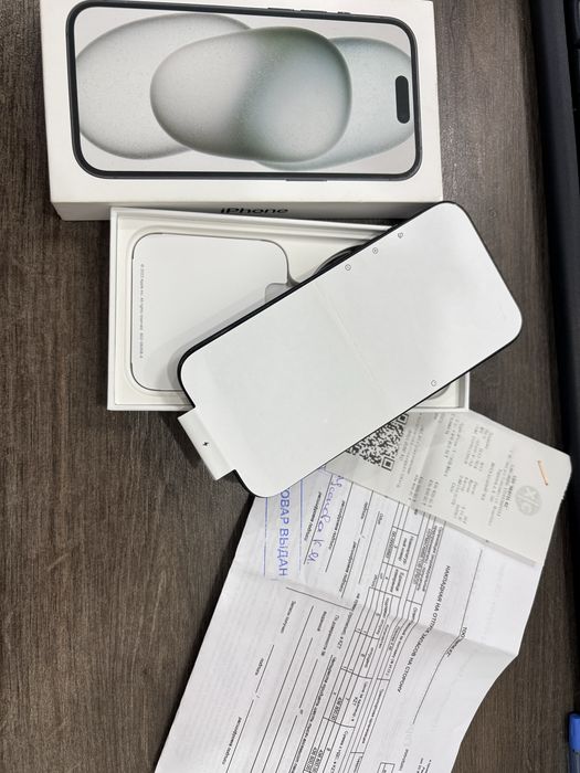 iPhone 15 128 ГБ идеальное состояние
