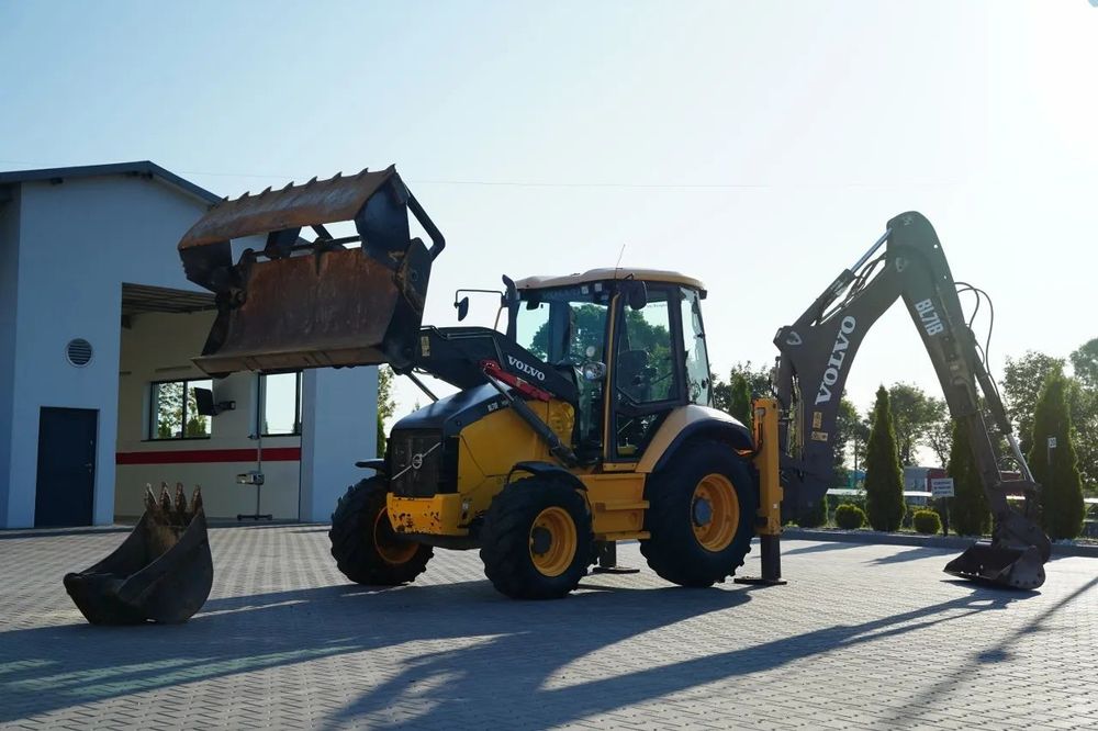 Cat 432 F / BULDOEXCAVATOR / 1.800 ORE / AER CONDIȚIONAT /