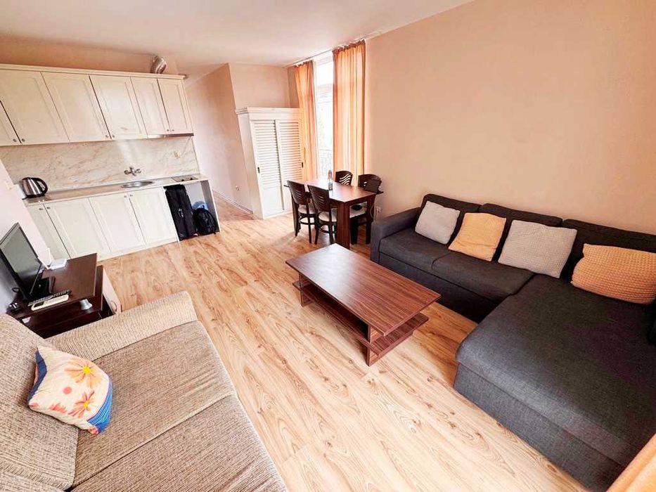 Продава се Двустаен апартамент в к.к. Слънчев бряг - 55 кв.м за 1326 €/кв.м - Снимка #1