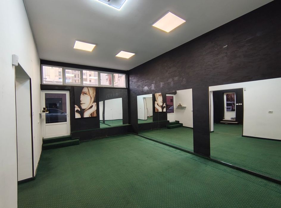 Inchiriez spatiu comercial