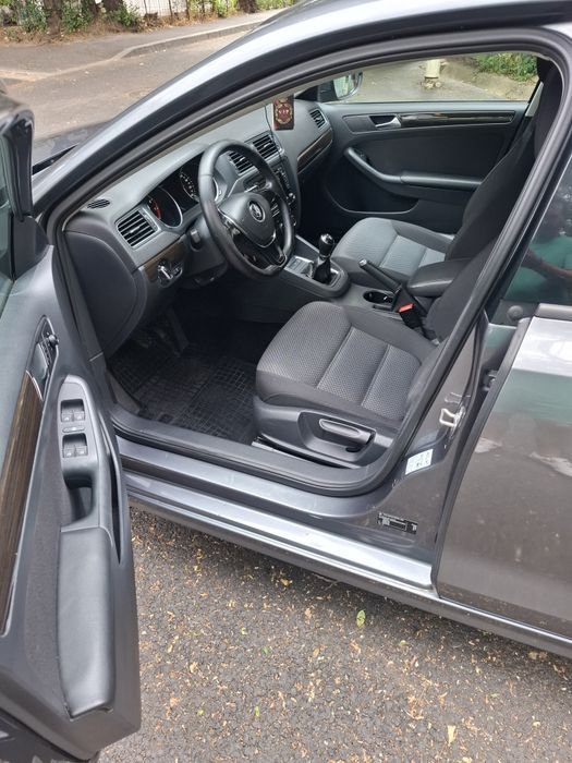 Volkswagen jetta 2015